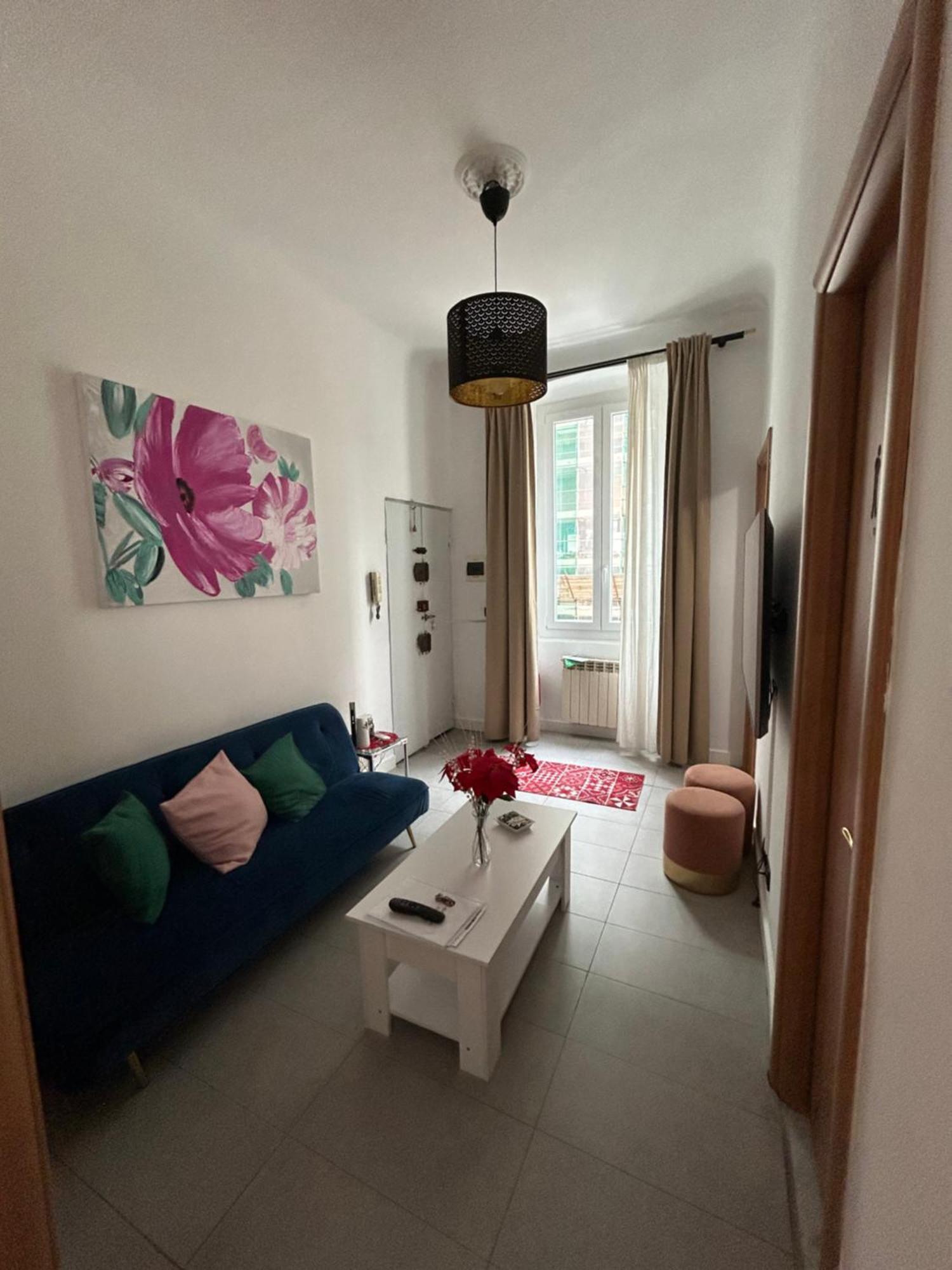 Confortevole Apartment Genoa